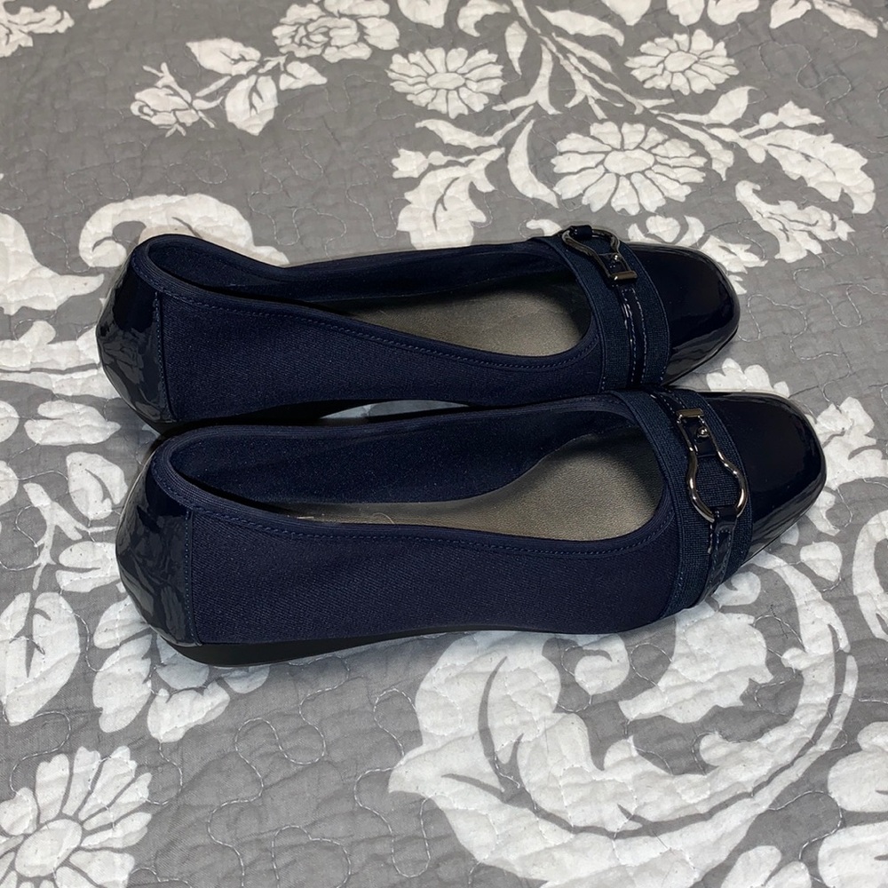 Impo navy blue flats, size 7.5